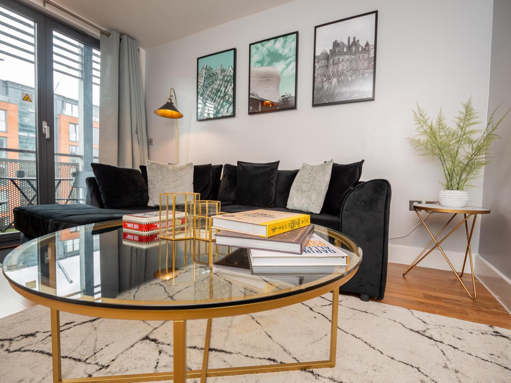 Amazing New Arcadian Centre - 1Bdr - Balcony & Parking Appartement Birmingham Buitenkant foto
