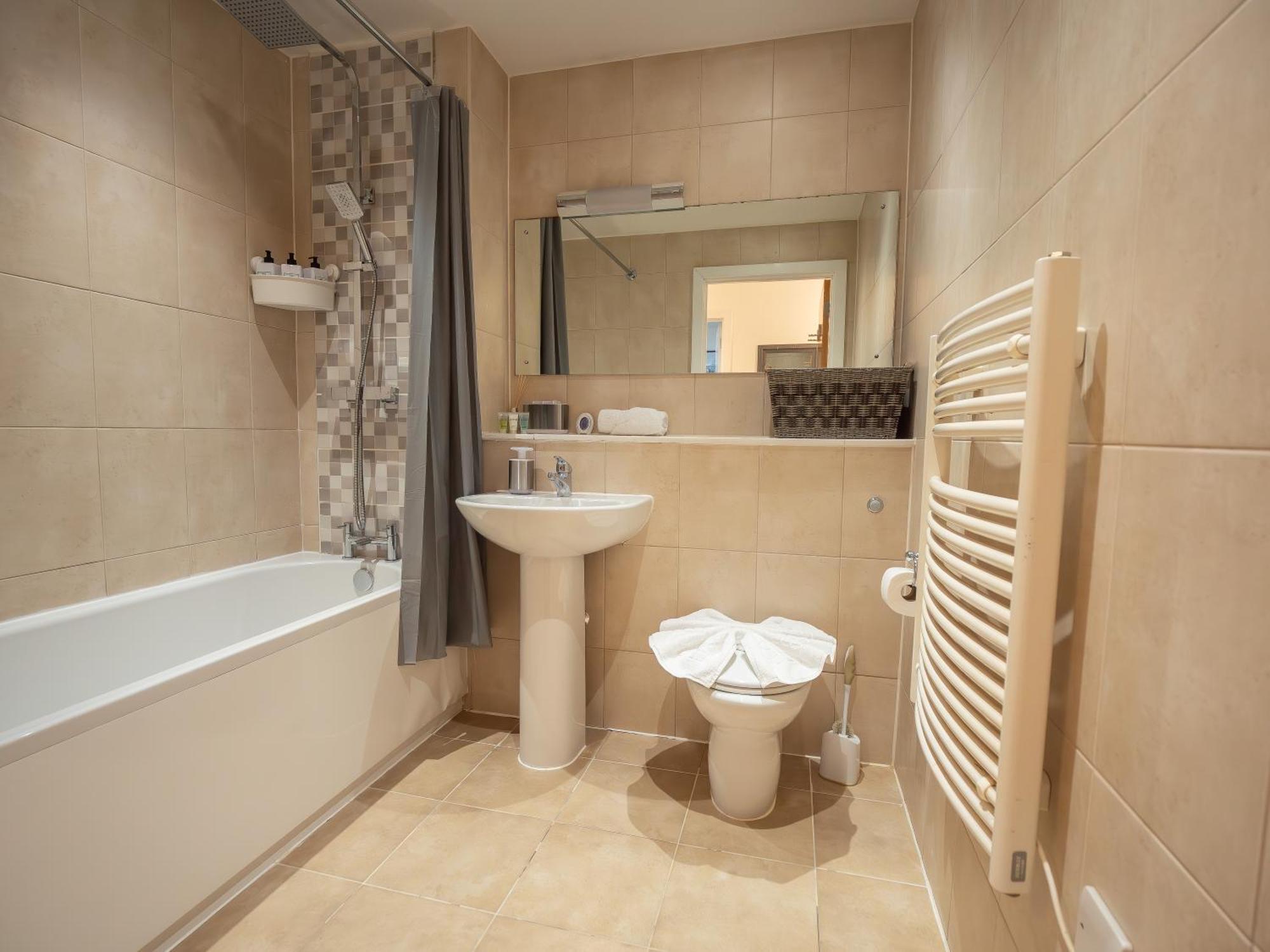 Amazing New Arcadian Centre - 1Bdr - Balcony & Parking Appartement Birmingham Buitenkant foto