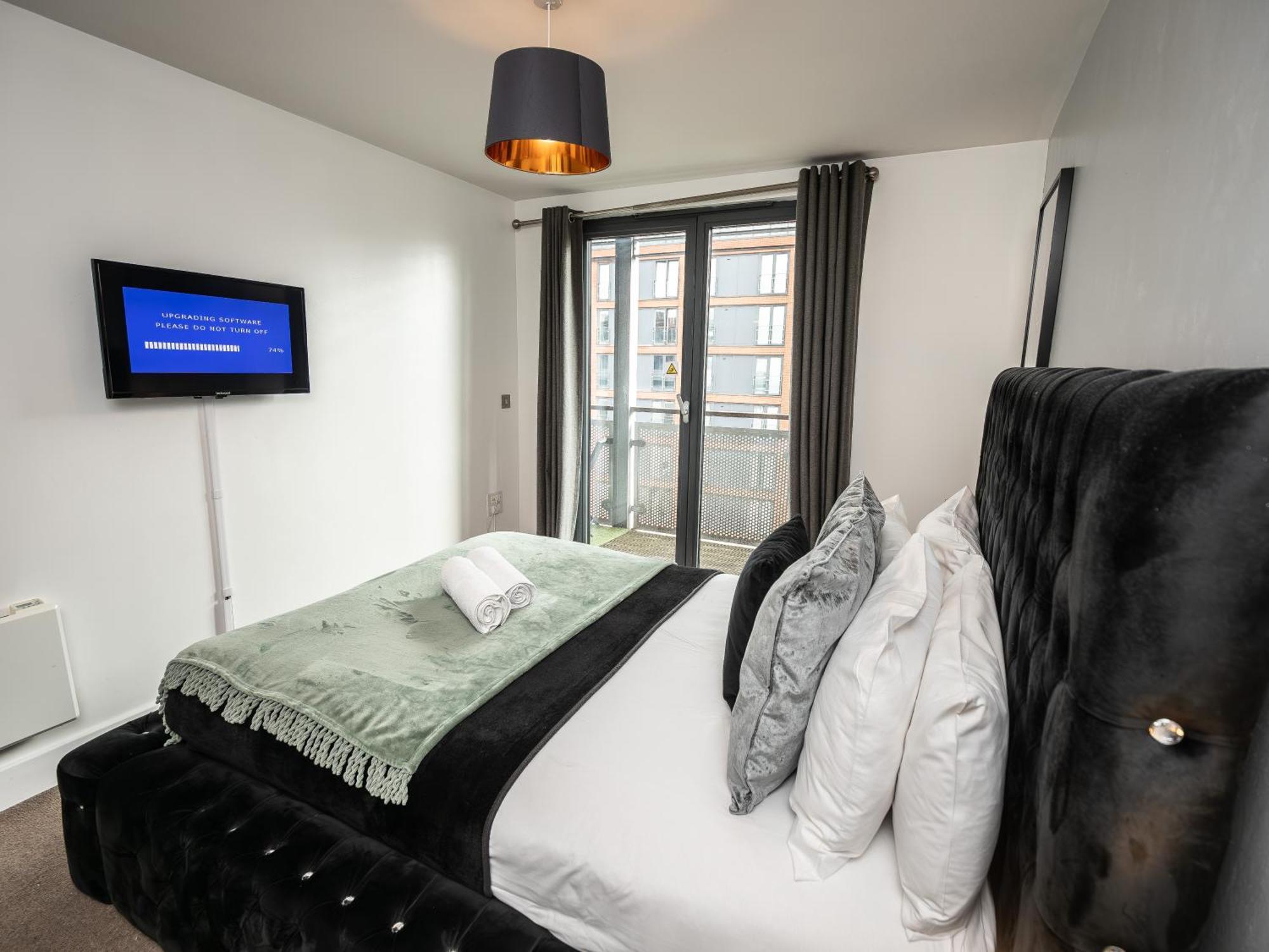 Amazing New Arcadian Centre - 1Bdr - Balcony & Parking Appartement Birmingham Buitenkant foto