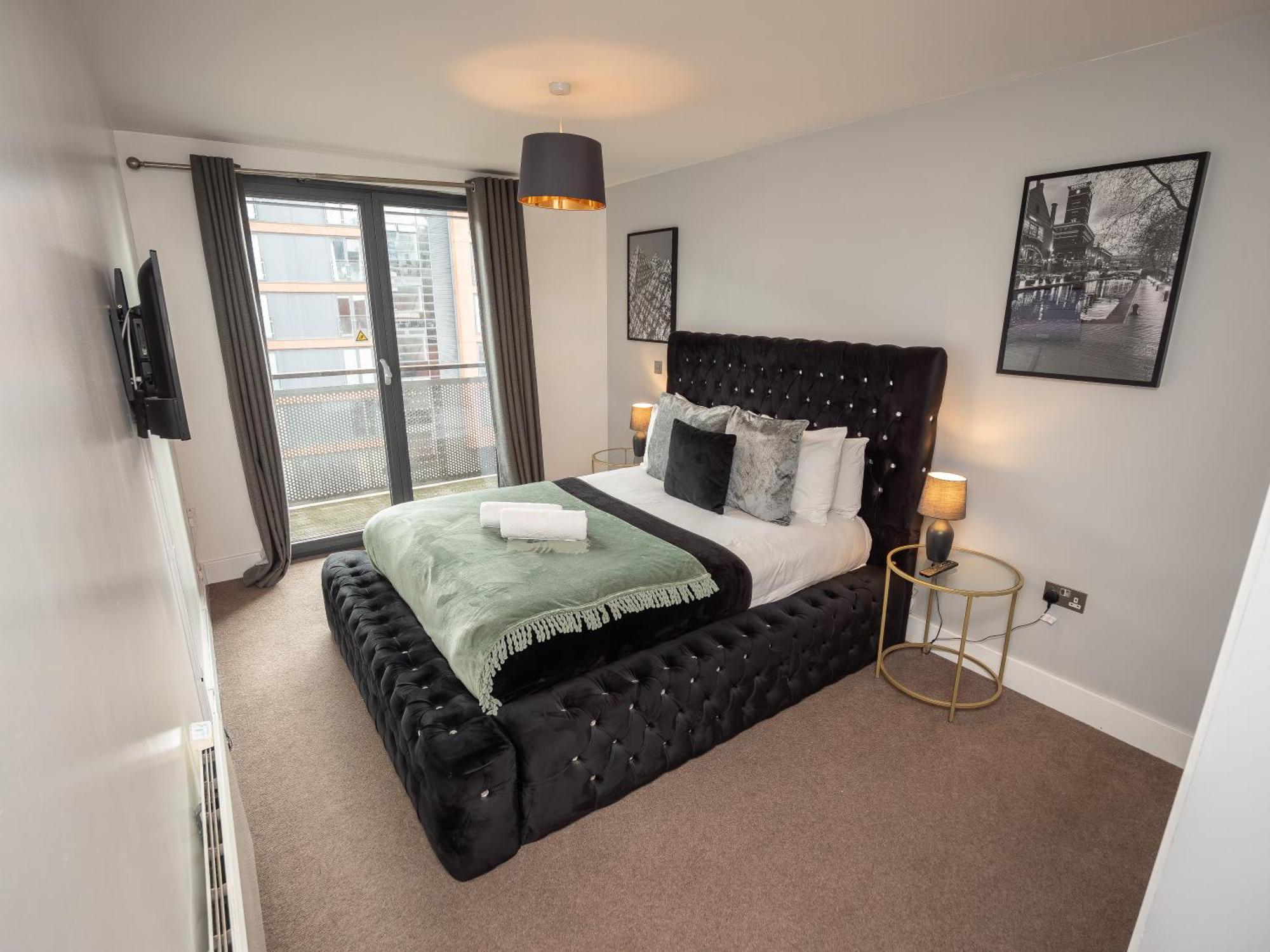 Amazing New Arcadian Centre - 1Bdr - Balcony & Parking Appartement Birmingham Buitenkant foto